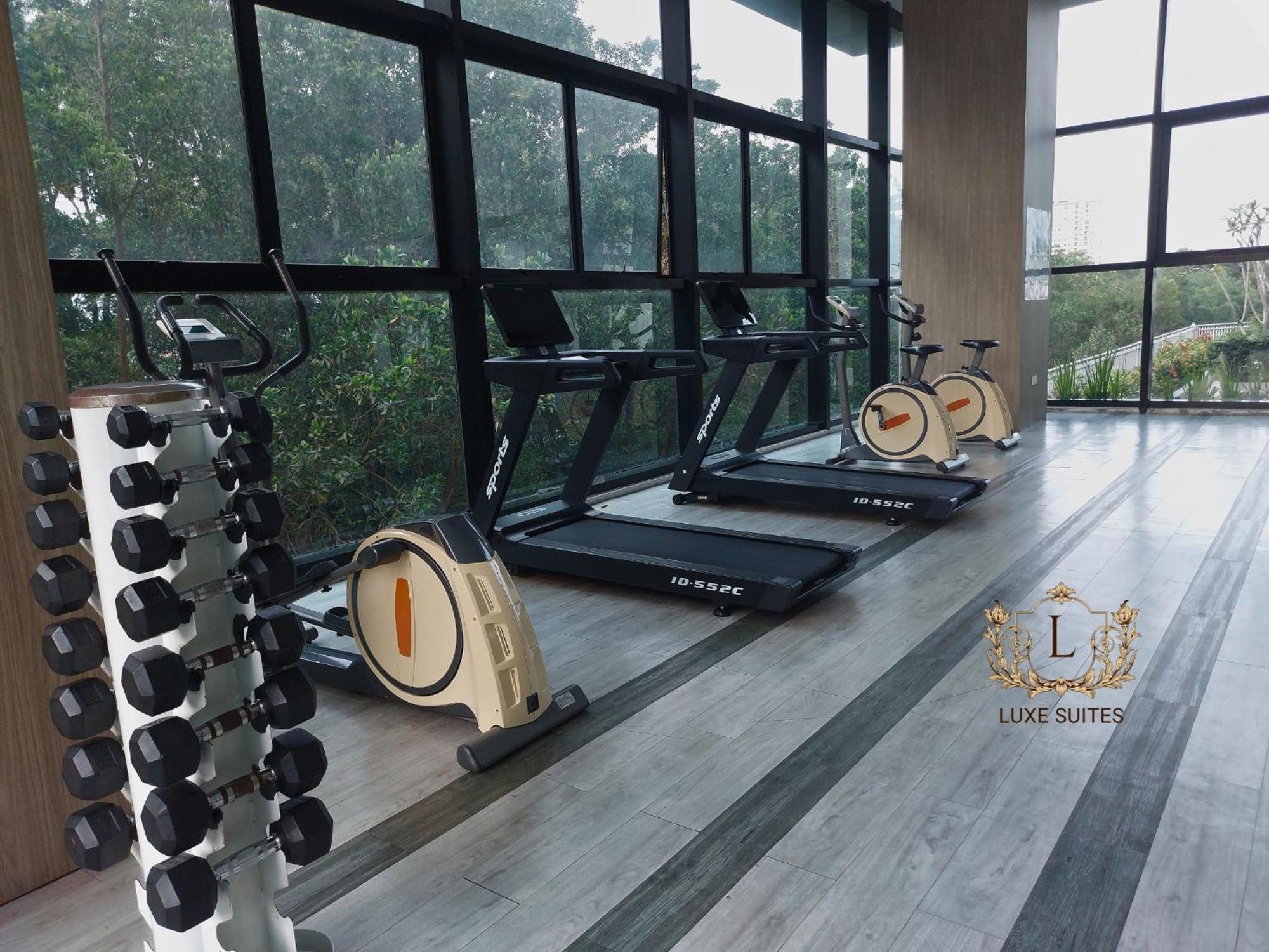 Luxe Suites At Skyloft ยะโฮร์บาห์รู ภายนอก รูปภาพ