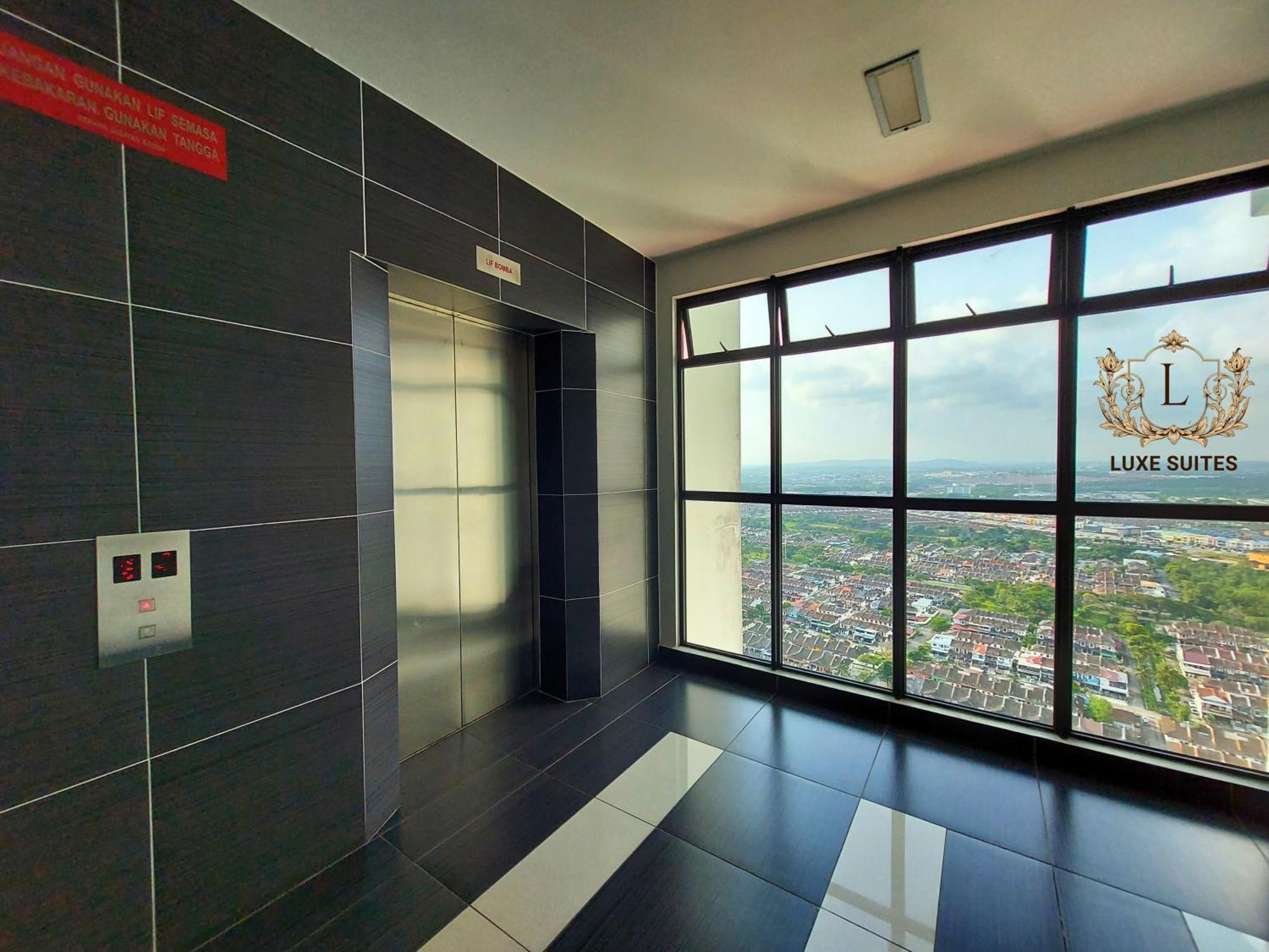 Luxe Suites At Skyloft ยะโฮร์บาห์รู ภายนอก รูปภาพ