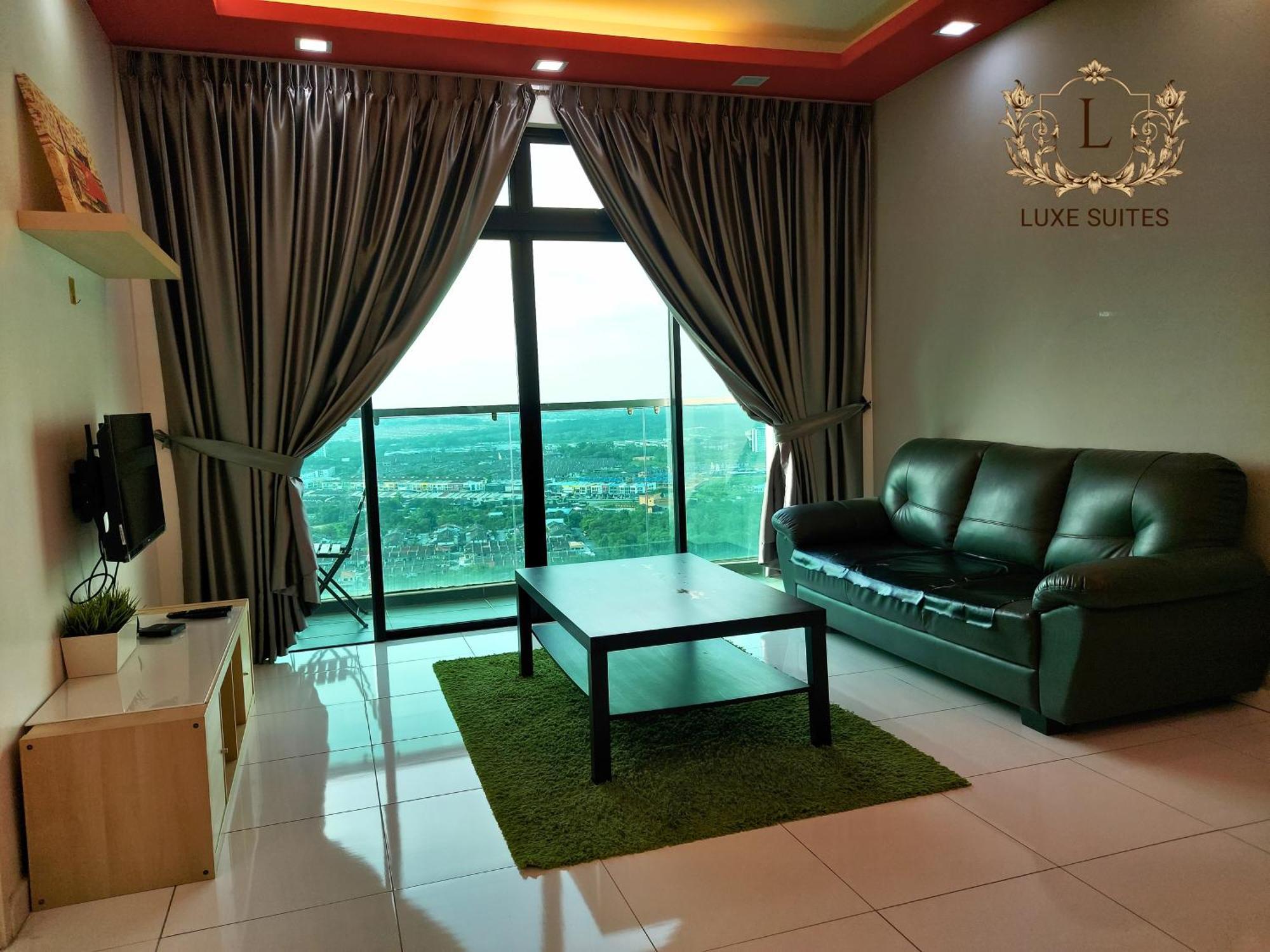 Luxe Suites At Skyloft ยะโฮร์บาห์รู ภายนอก รูปภาพ