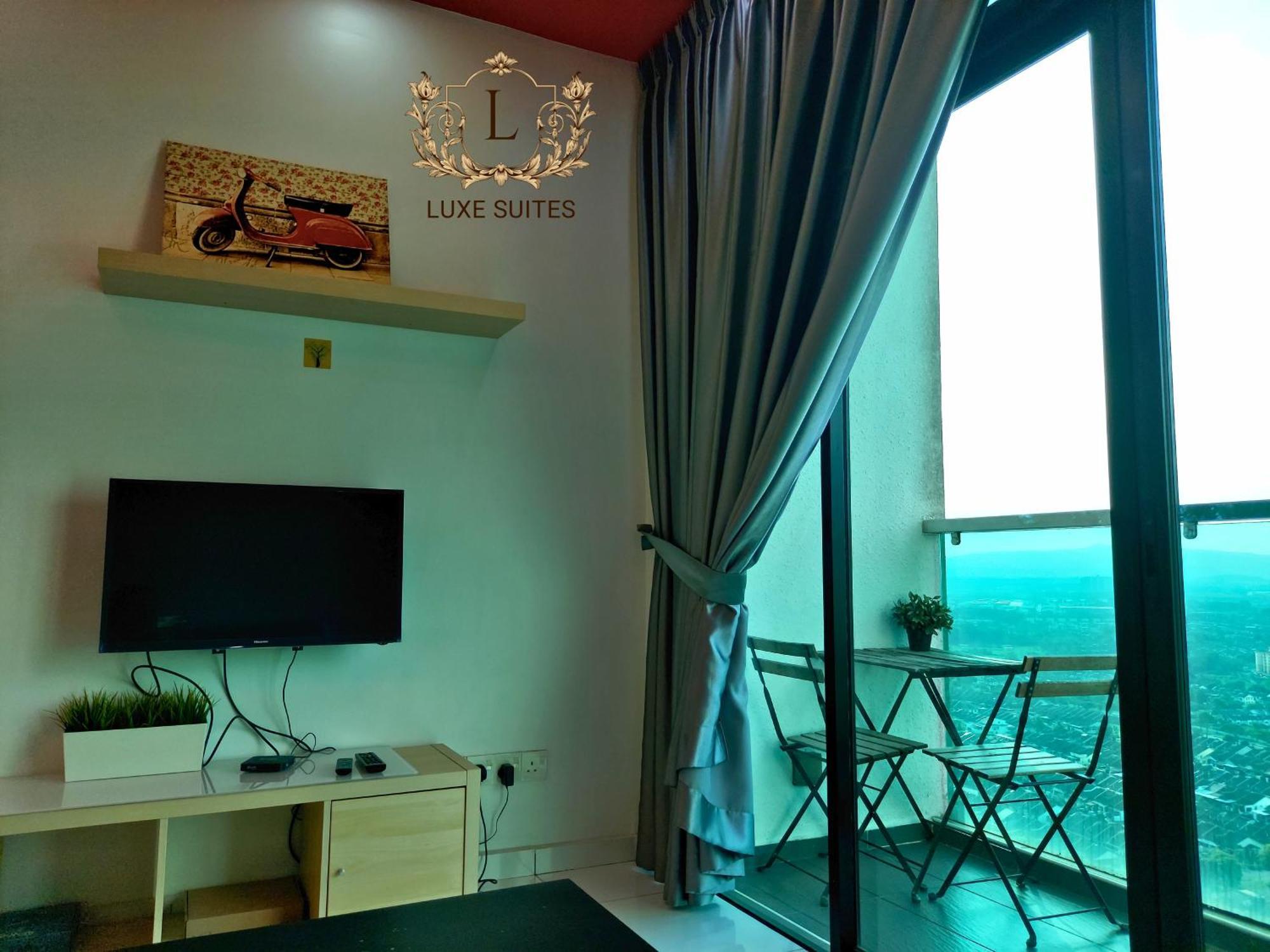 Luxe Suites At Skyloft ยะโฮร์บาห์รู ภายนอก รูปภาพ