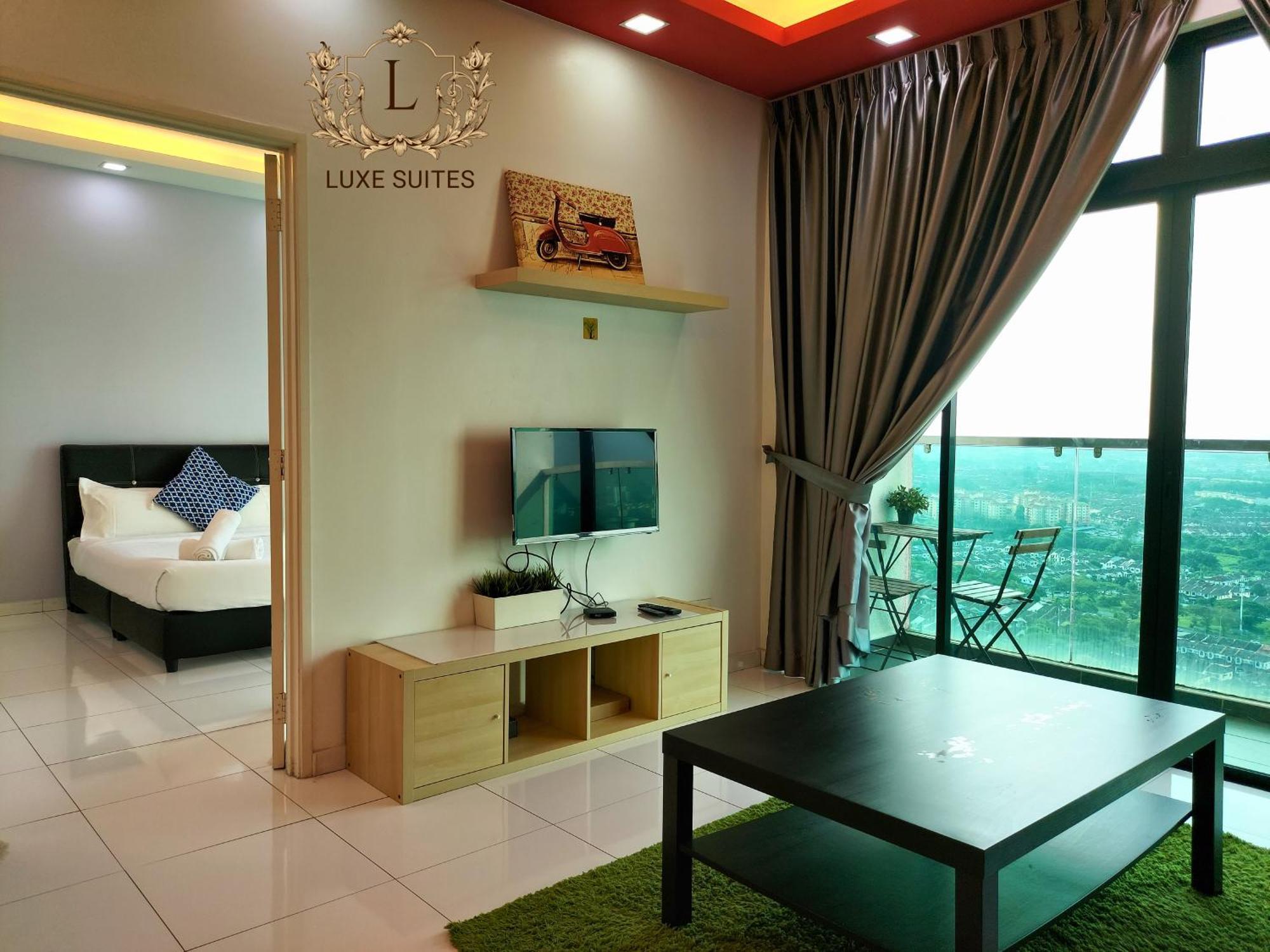 Luxe Suites At Skyloft ยะโฮร์บาห์รู ภายนอก รูปภาพ
