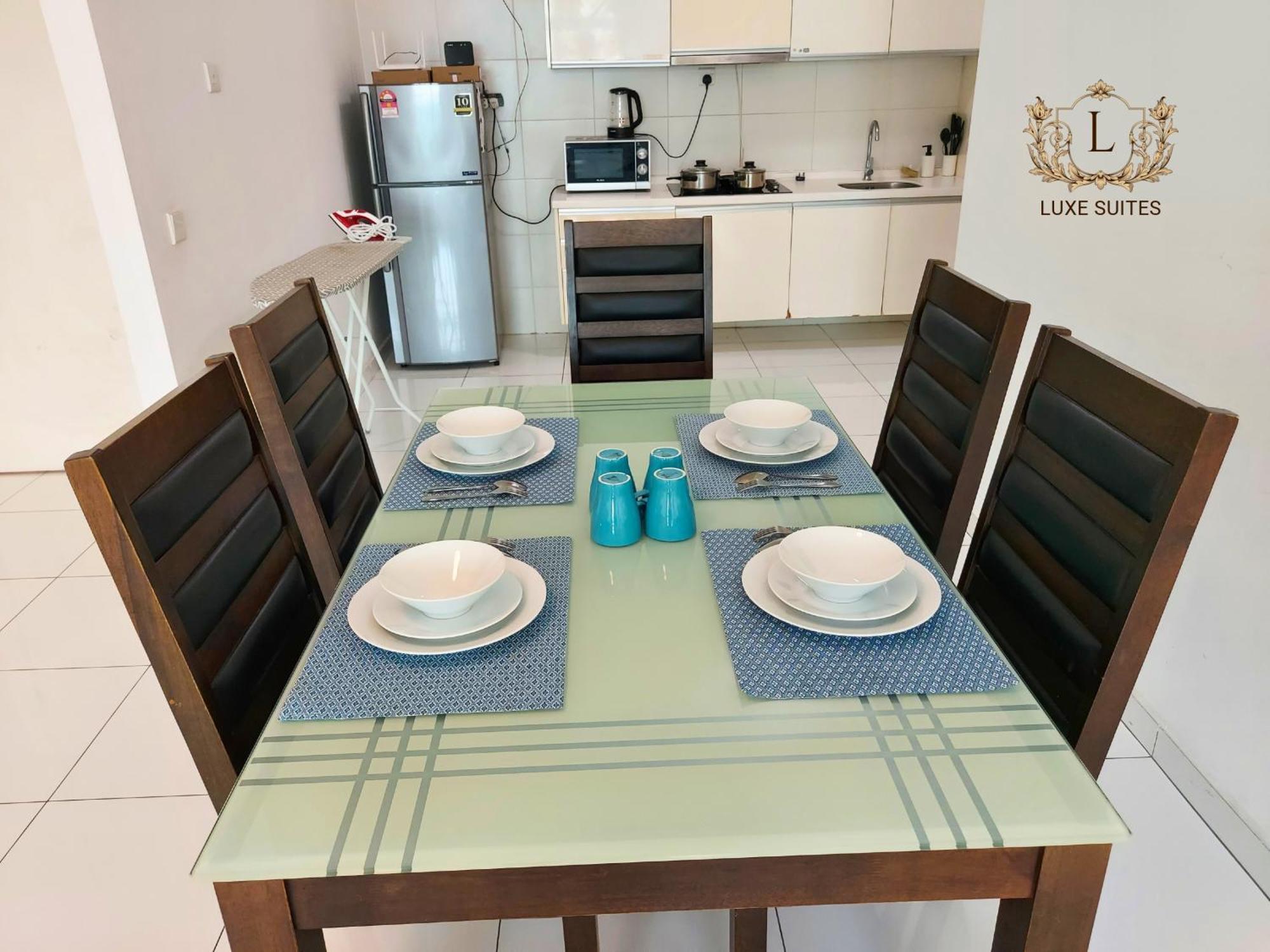Luxe Suites At Skyloft ยะโฮร์บาห์รู ภายนอก รูปภาพ