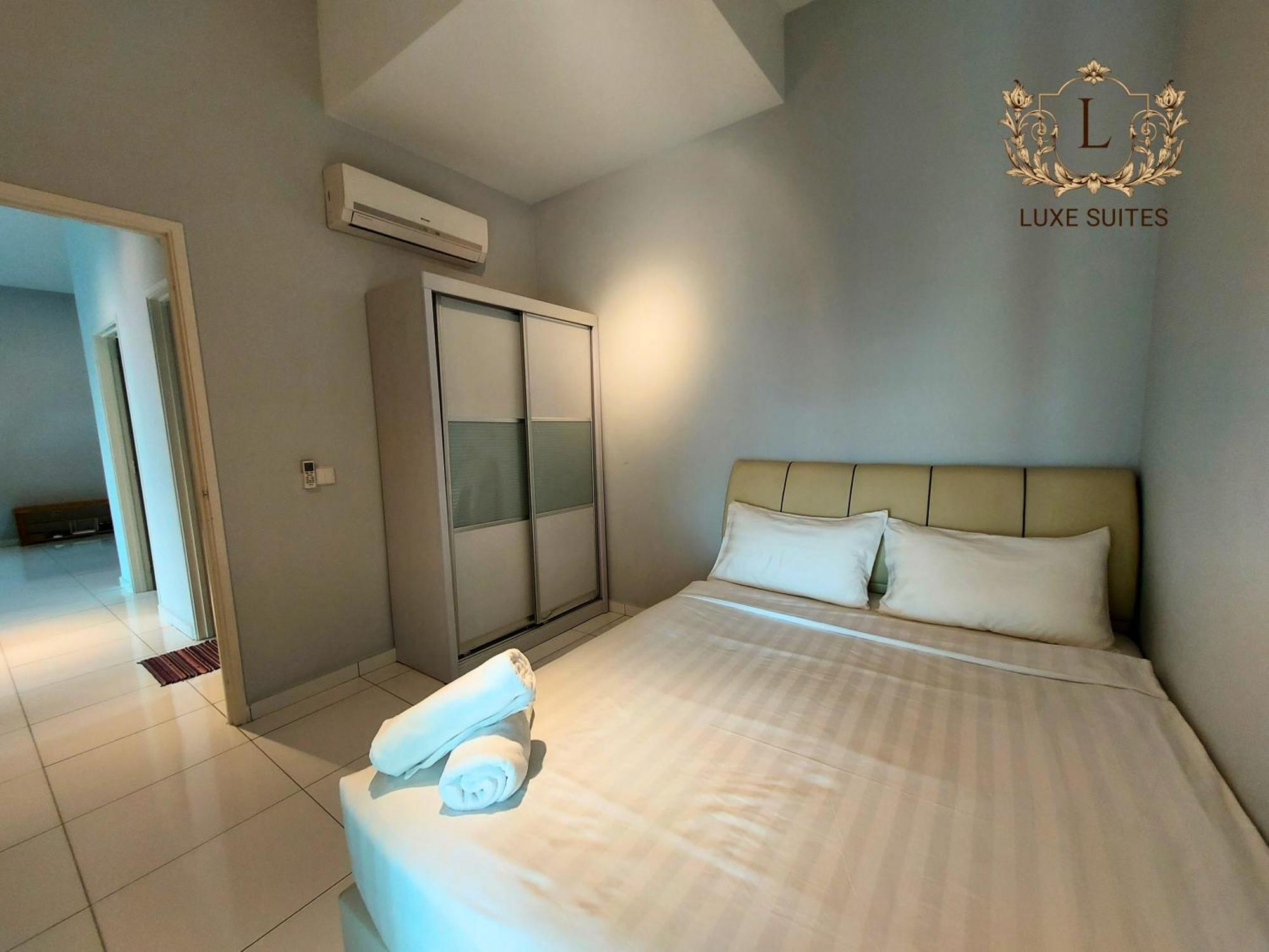 Luxe Suites At Skyloft ยะโฮร์บาห์รู ภายนอก รูปภาพ
